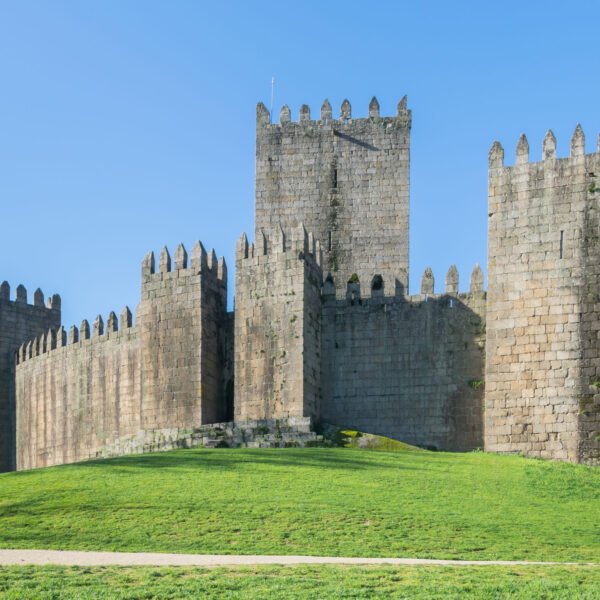 Transfer Aeroporto do Porto ⇄  Guimarães